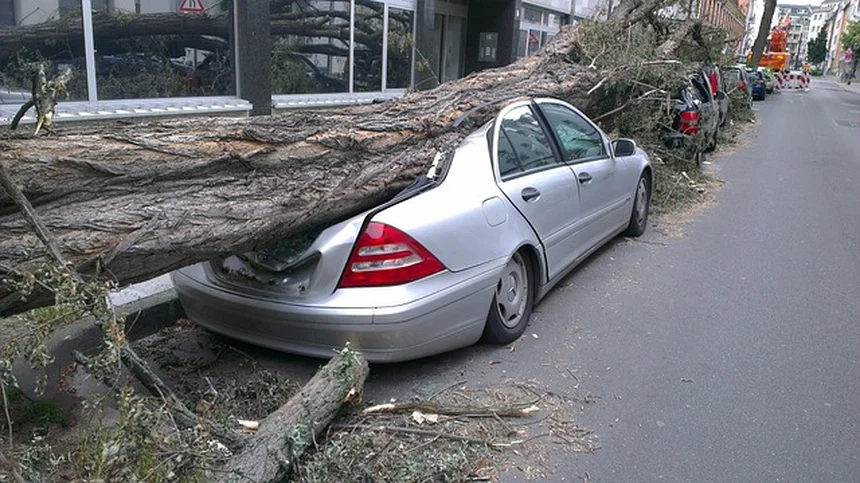 What Happens If You're in a Car Accident with No Insurance? Discover the Shocking Costs!